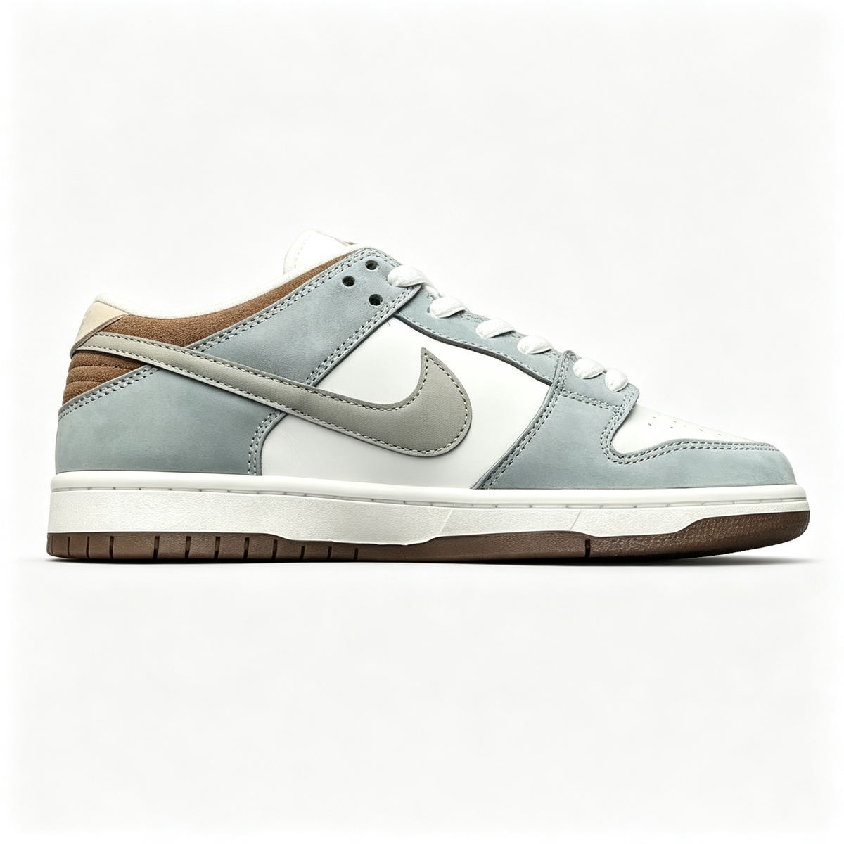 Nike Dunk Low ¨C White / Light Blue / Brown / Gum